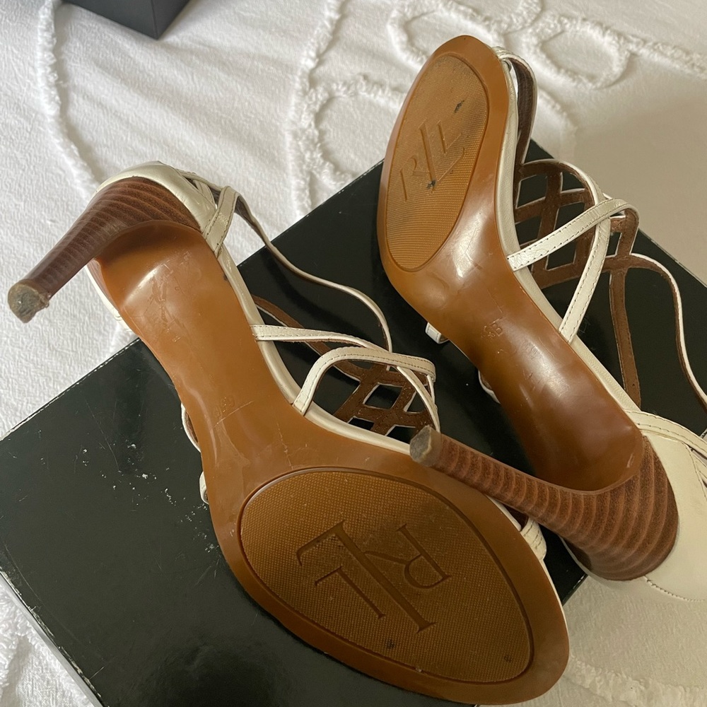 Comfortable - image 5